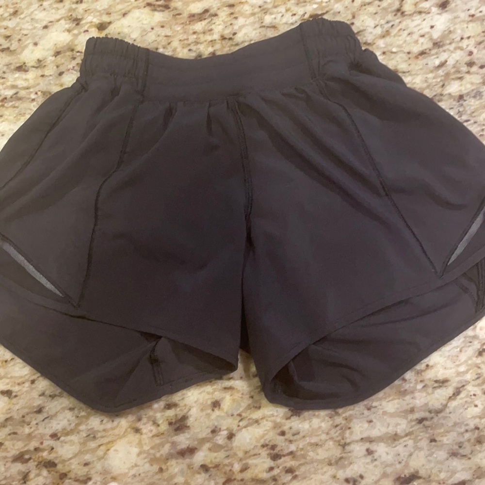 like new lulu lemon hotty hot shorts